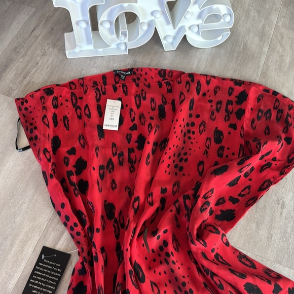 NWT BEBE Dress - Picture 3 of 4